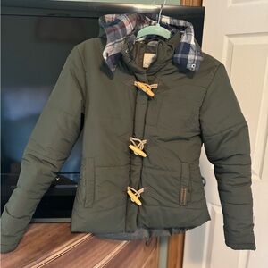 Women’s Legendary Whitetails Jacket NWOT